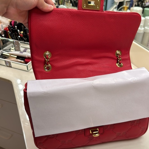 Karl Lagerfeld handbag with red and gold link shoulder strap, with KL dustbag - Picture 5 of 9